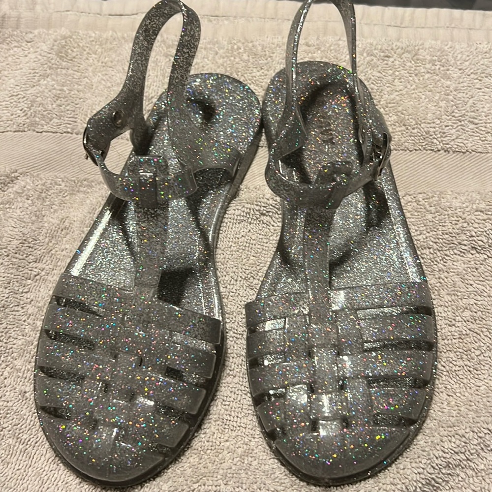 Girls Sliver glitter jelly sandals. Size 2